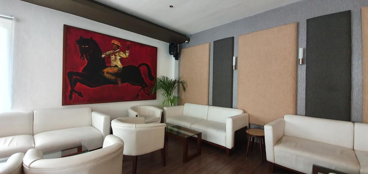 The Upperroom @ Real Suites Bacolod Exterior foto